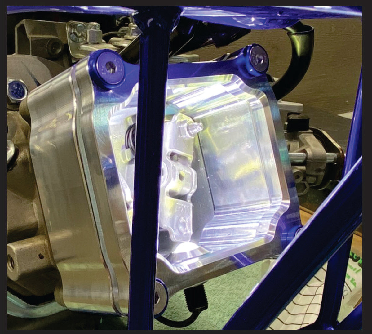 Mr. Valve Cover™ Clear Hemi Valve